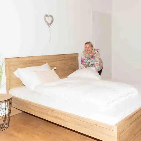 Homestay szállás Roseggercafé *