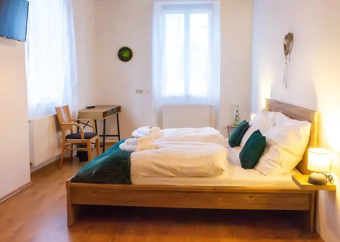 Roseggercafe كريغلاتش